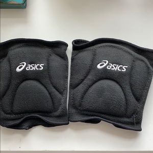 Volleyball knee pads